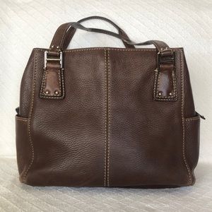 Vintage Fossil shoulder bag. Brown distressed leather.